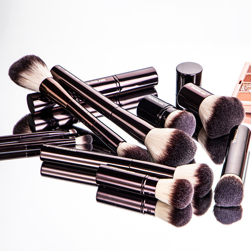 Hourglass
Makeup Brushes.